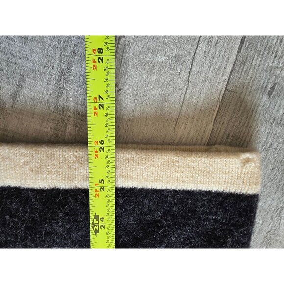 Vintage Squaw Valley Wool Nordic Cardigan Sweater Rose Embroid Pewter Clasps PM - Picture 9 of 9